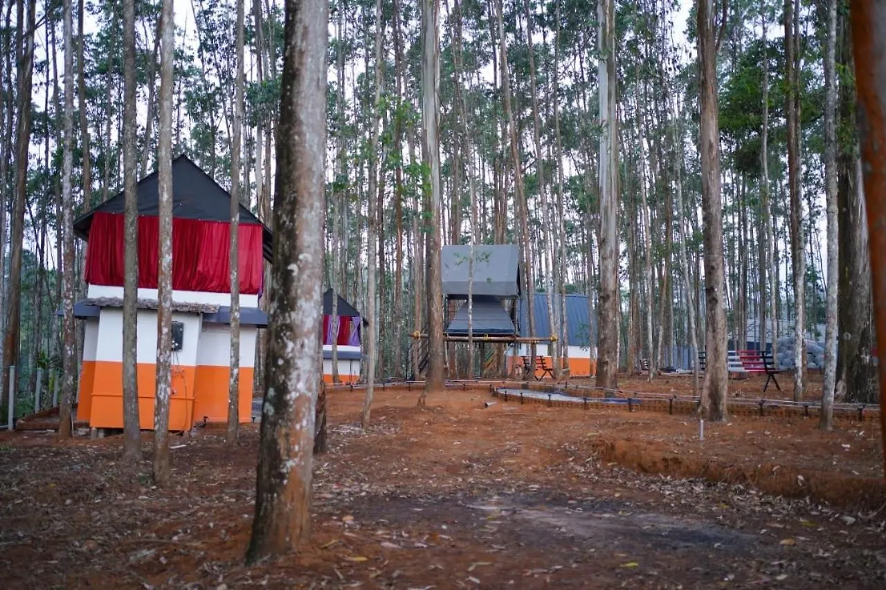 Campsite Ventos Tent Stay And Aframes Anachal